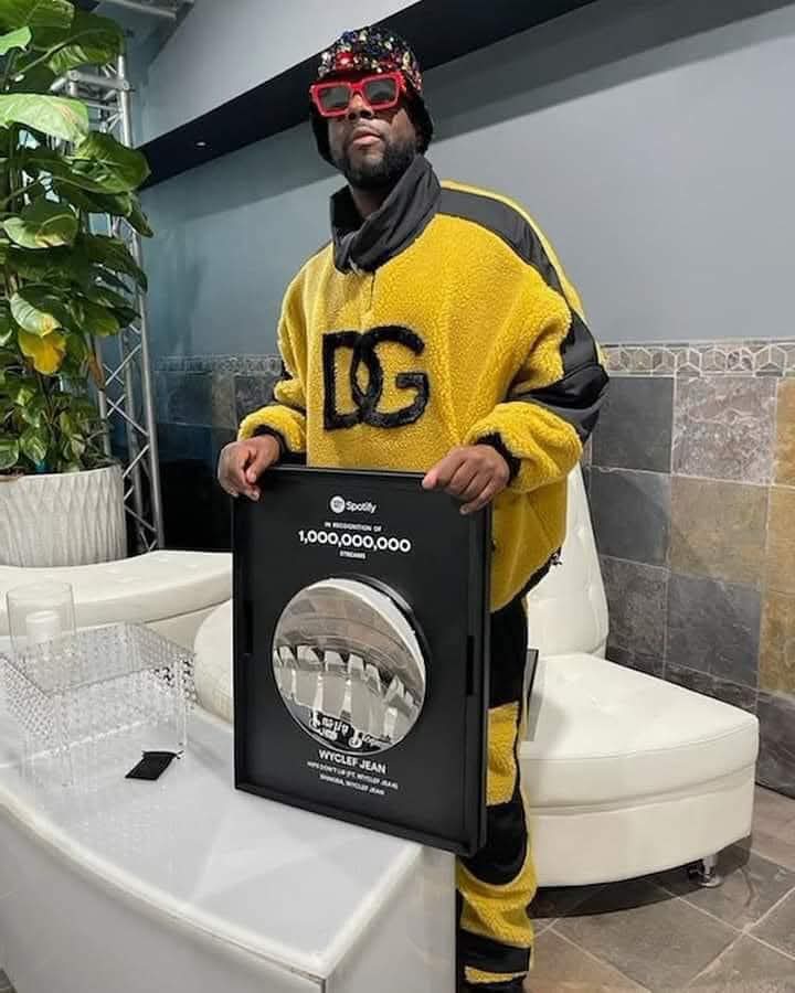  Wyclef Jean: A Haitian Music Icon with Global Impact 